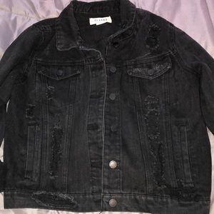 BRAND NEW Ripped jeans jacket